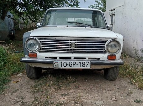 LADA (VAZ) 21011 1980