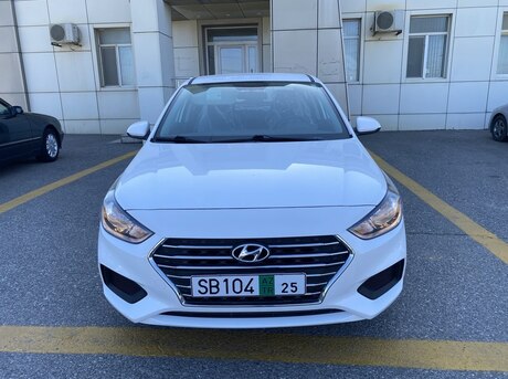 Hyundai Accent 2021