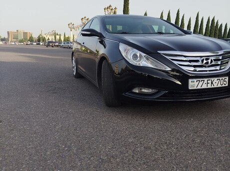 Hyundai Sonata 2010