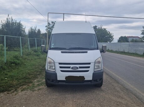 Ford Transit 2010
