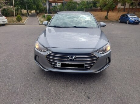 Hyundai Elantra 2016