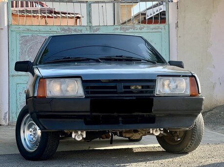 LADA (VAZ) 2109