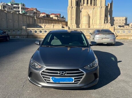 Hyundai Elantra 2017
