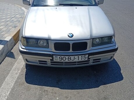 BMW 318 1992