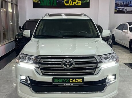 Toyota Land Cruiser 2011