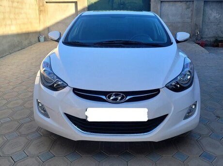 Hyundai Elantra 2013