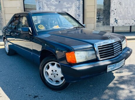 Mercedes 190