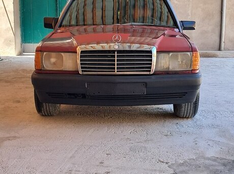 Mercedes 190 1989