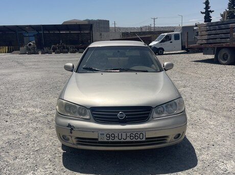 Nissan Sunny 2004