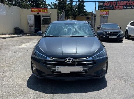 Hyundai Elantra 2019