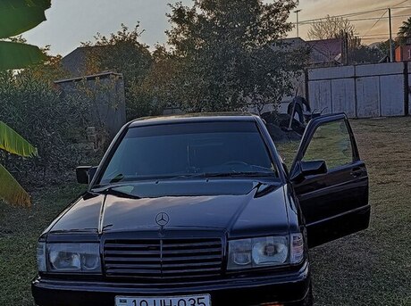 Mercedes 190 1989