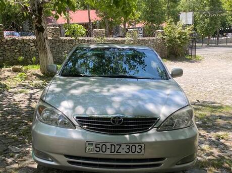 Toyota Camry 2004