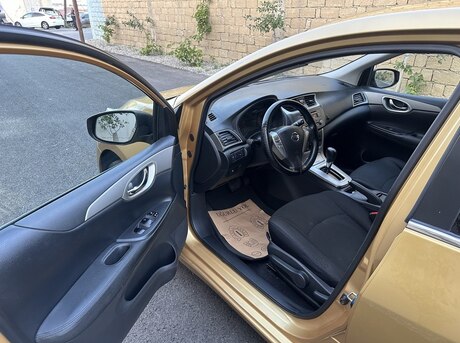 Nissan Tiida 2013