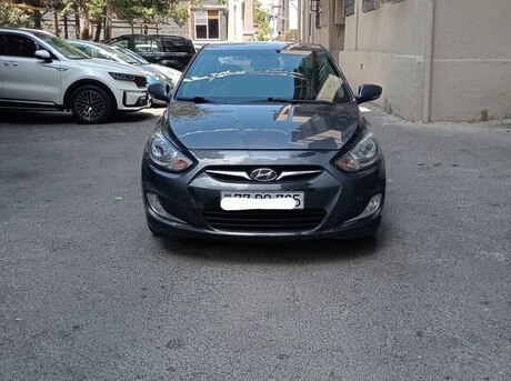 Hyundai Accent 2011