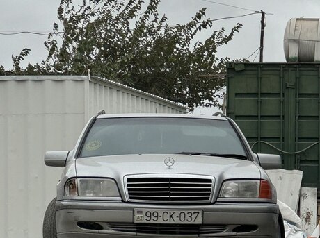 Mercedes C 220 d 2000