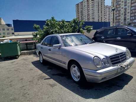 Mercedes E 220 1997