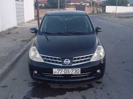Nissan Tiida 2011