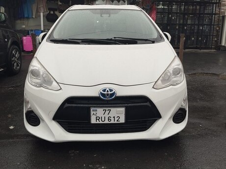 Toyota Aqua 2016