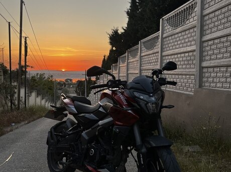 Bajaj Pulsar NS 200 2024