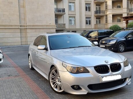 BMW 530 2004