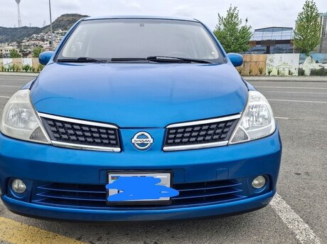 Nissan Tiida 2008