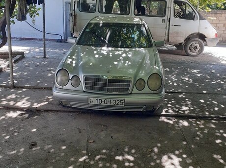 Mercedes E 200 1996
