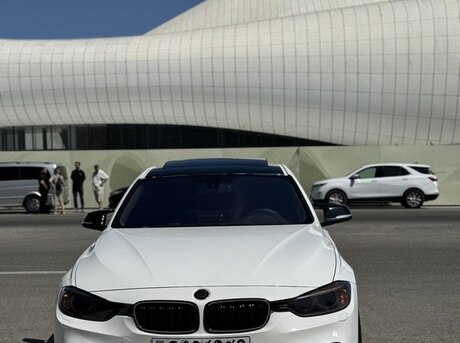 BMW 328 2013