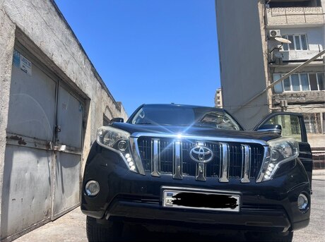 Toyota Land Cruiser Prado 2014