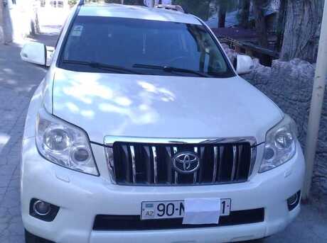 Toyota Land Cruiser Prado 2011