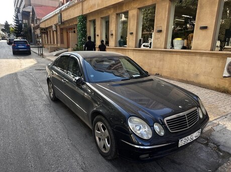 Mercedes E 220 d 2002