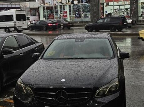 Mercedes E 220 d 2015
