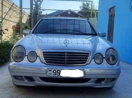 Mercedes E 270 2000
