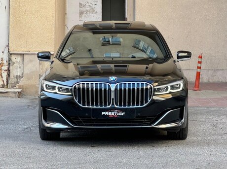 BMW 740 2019