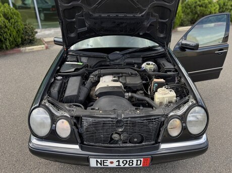 Mercedes E 230 1995