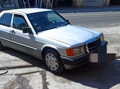 Mercedes 190 1989
