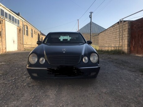 Mercedes E 200 2000