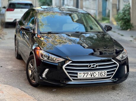 Hyundai Elantra 2018