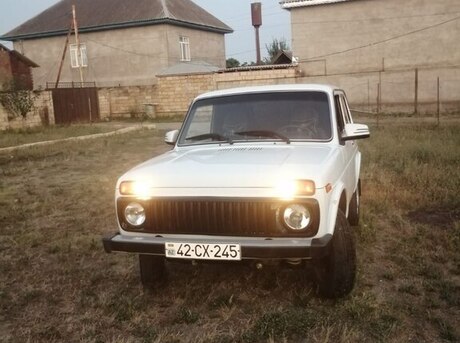 LADA (VAZ) Niva 2007