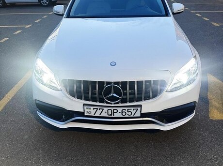 Mercedes C 300 4MATIC 2016