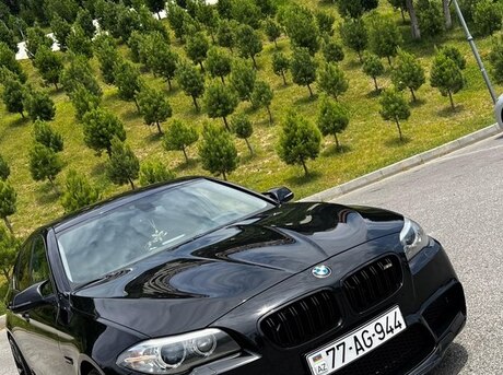 BMW 528