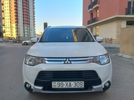 Mitsubishi Outlander 2014