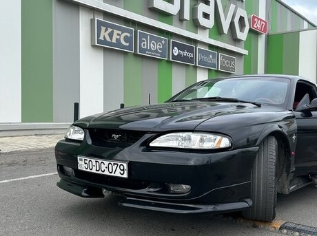 Ford Mustang 1998
