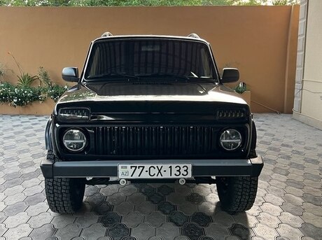 LADA (VAZ) Niva 2023