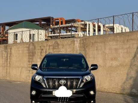Toyota Land Cruiser Prado 2013