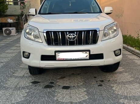 Toyota Land Cruiser Prado 2010