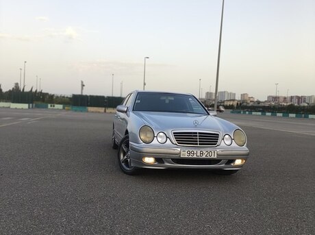 Mercedes E 280 2000