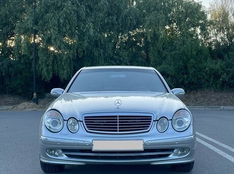 Mercedes E 240 2002