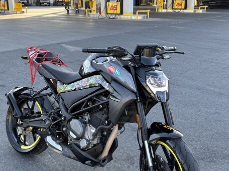 CFMOTO 300 NK