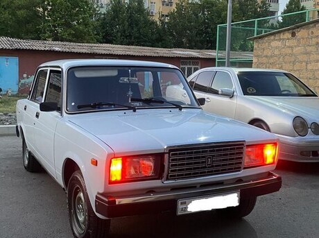 LADA (VAZ) 2107 2004