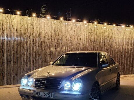 Mercedes E 220 d 2000